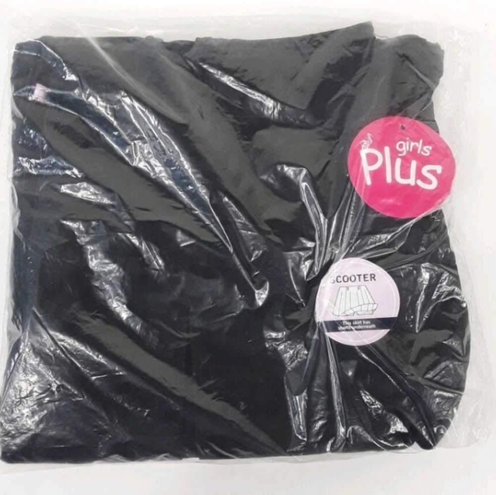 Izod girls plus size 18 1/2 scooter uniform skort